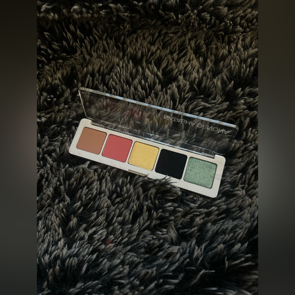 Natasha Denona Eyeshadow Palette - Gold, Black, Green, Red, Brown